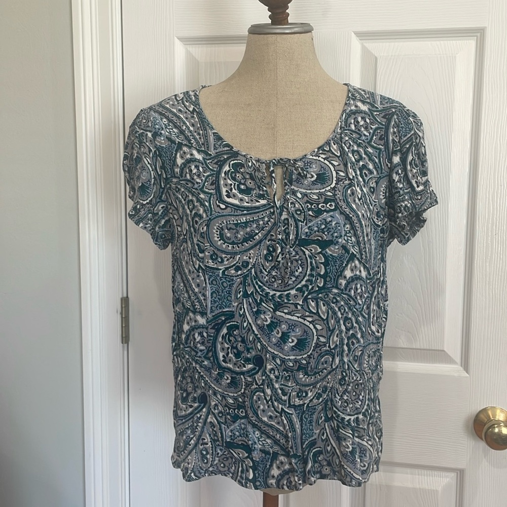 Croft & Barrow Paisley tunic top cap sleeve turquoise white gray women’s size M